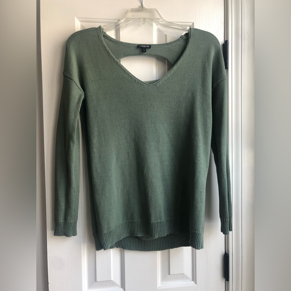 Express sweater. Army green. Small. Oversized.